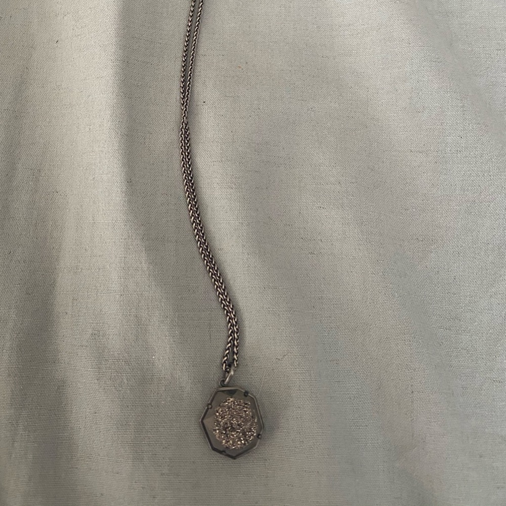 kendra scott necklace